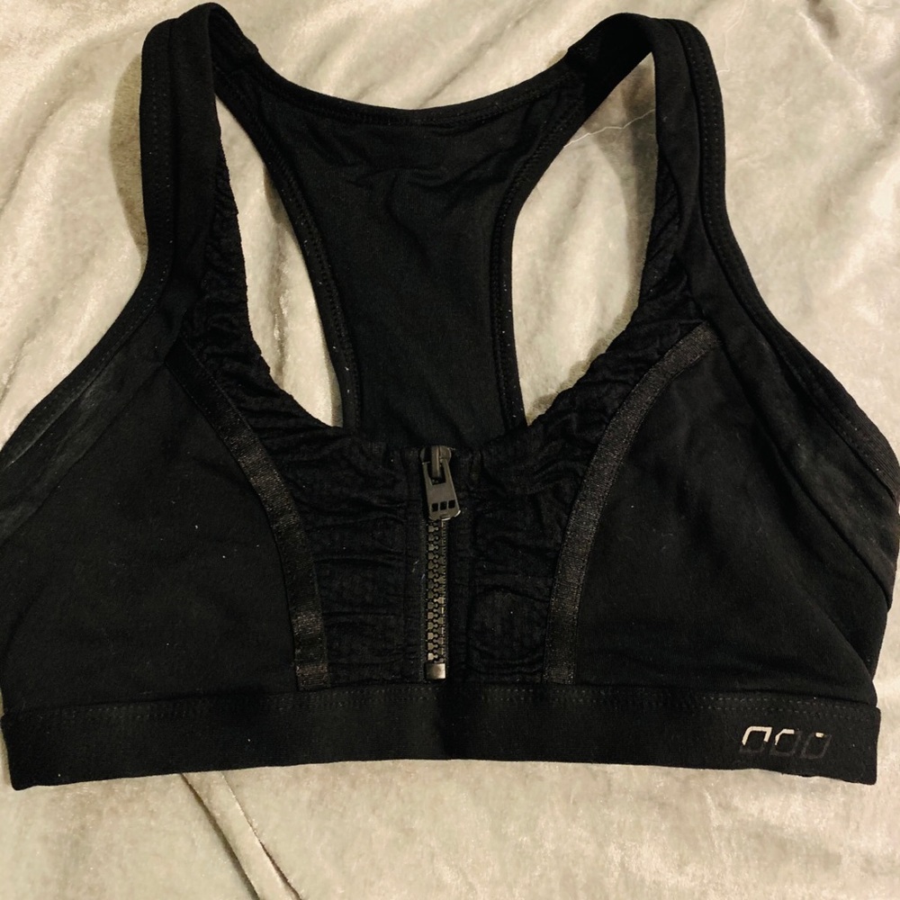 Black zip up bra
